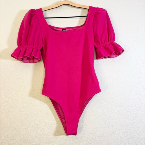 SHEIN Tops - Hot Pink Puff Sleeve Ruffle Short Sleeve Body Suit Size S